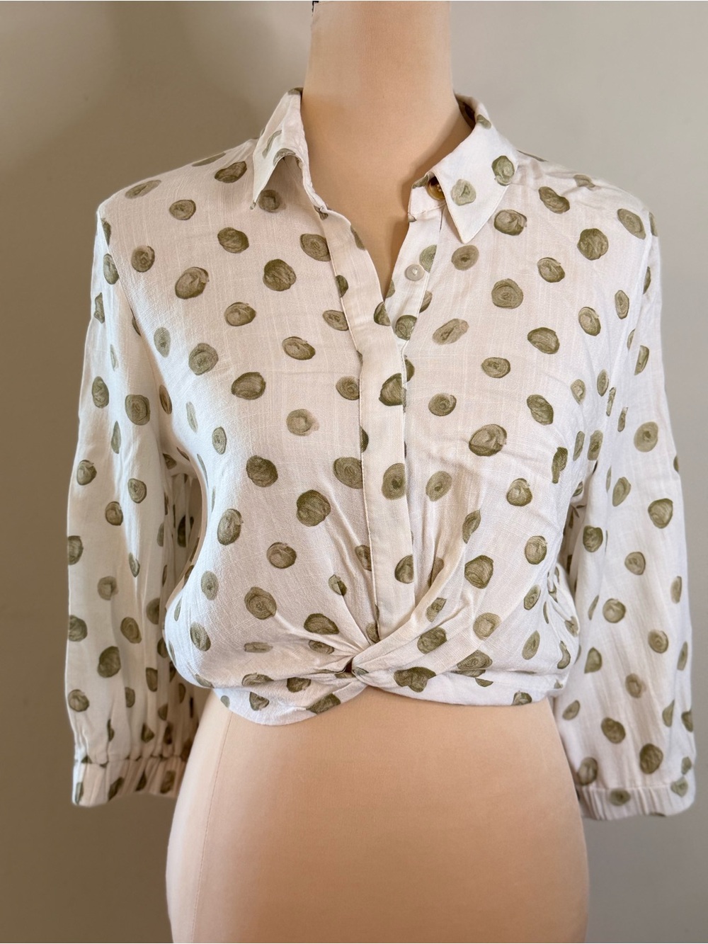 Zara White Cropped Twist-Front Button Shirt with Olive Polka Dots